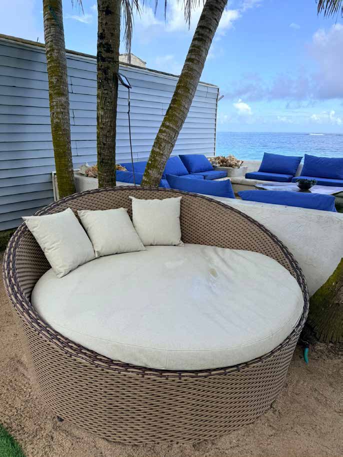 Daybed en la terraza de Sea Horse House
