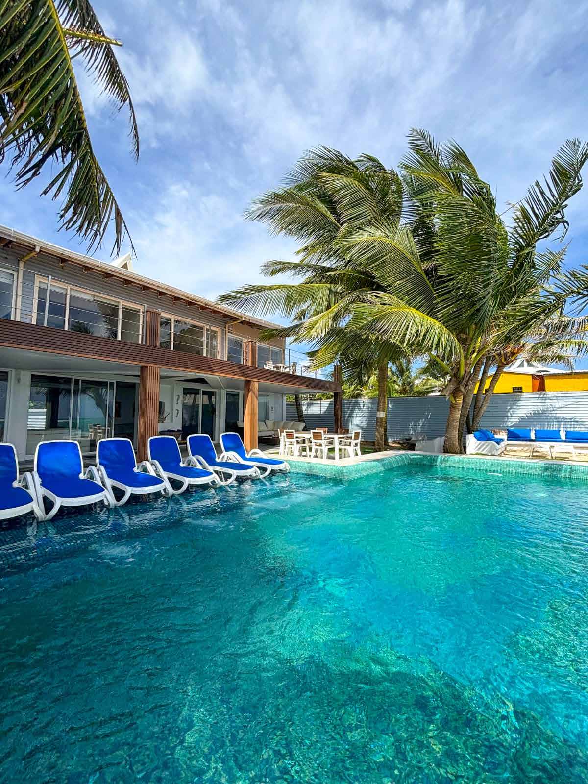Piscina privada de Sea Horse House frente al mar en San Luis, San Andrés
